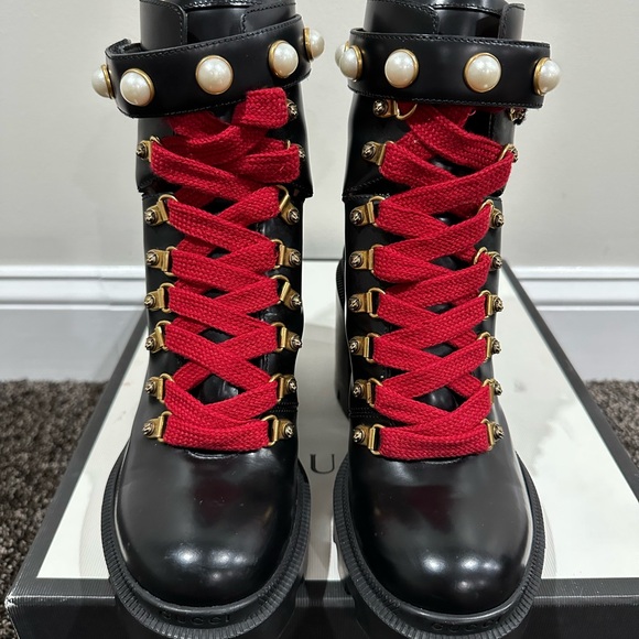 Gucci Magnum Calfskin Pearl Lace Up Combat Ankle Black Boots - Picture 3 of 11